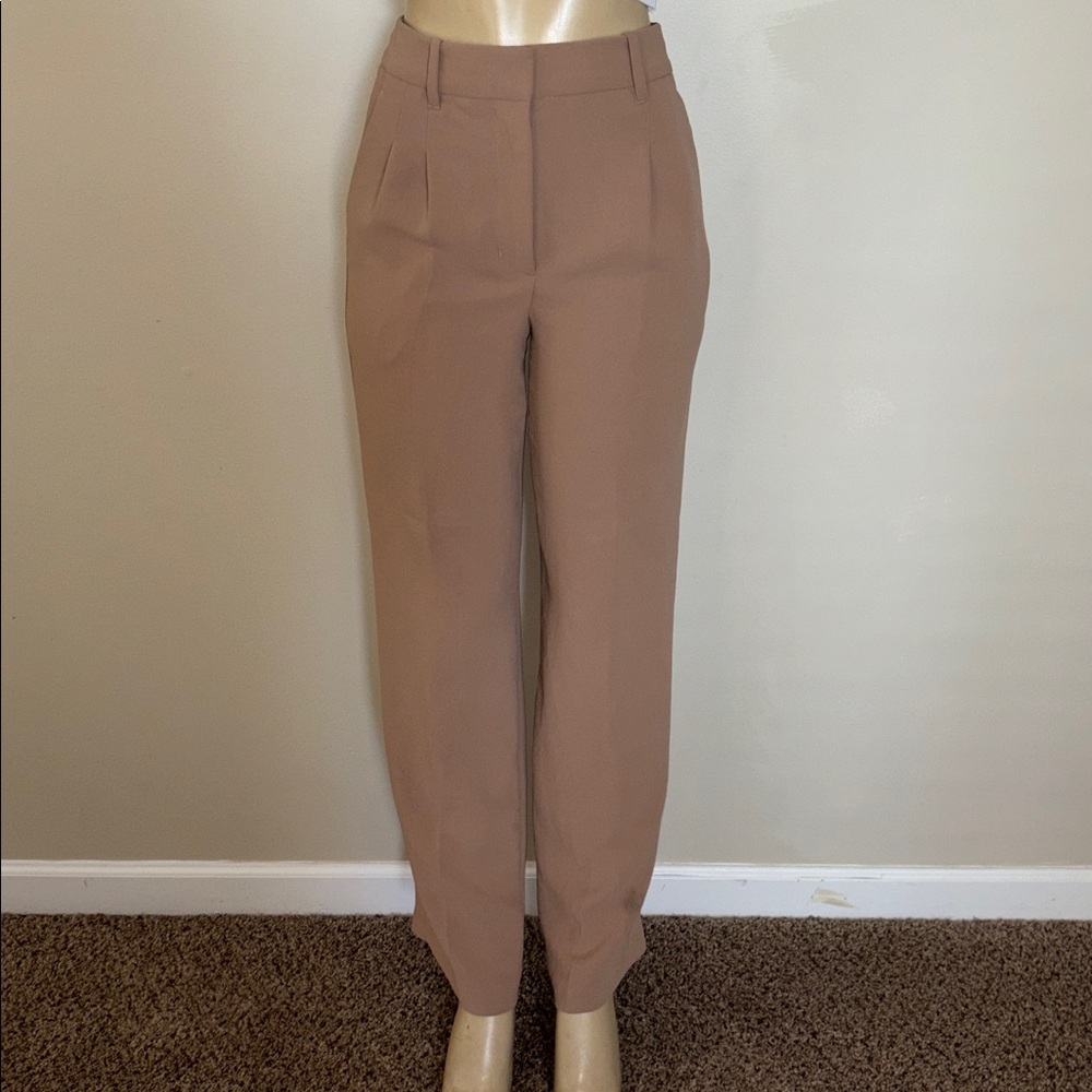 Aritzia The Effortless Pant size 4 - Picture 7 of 12